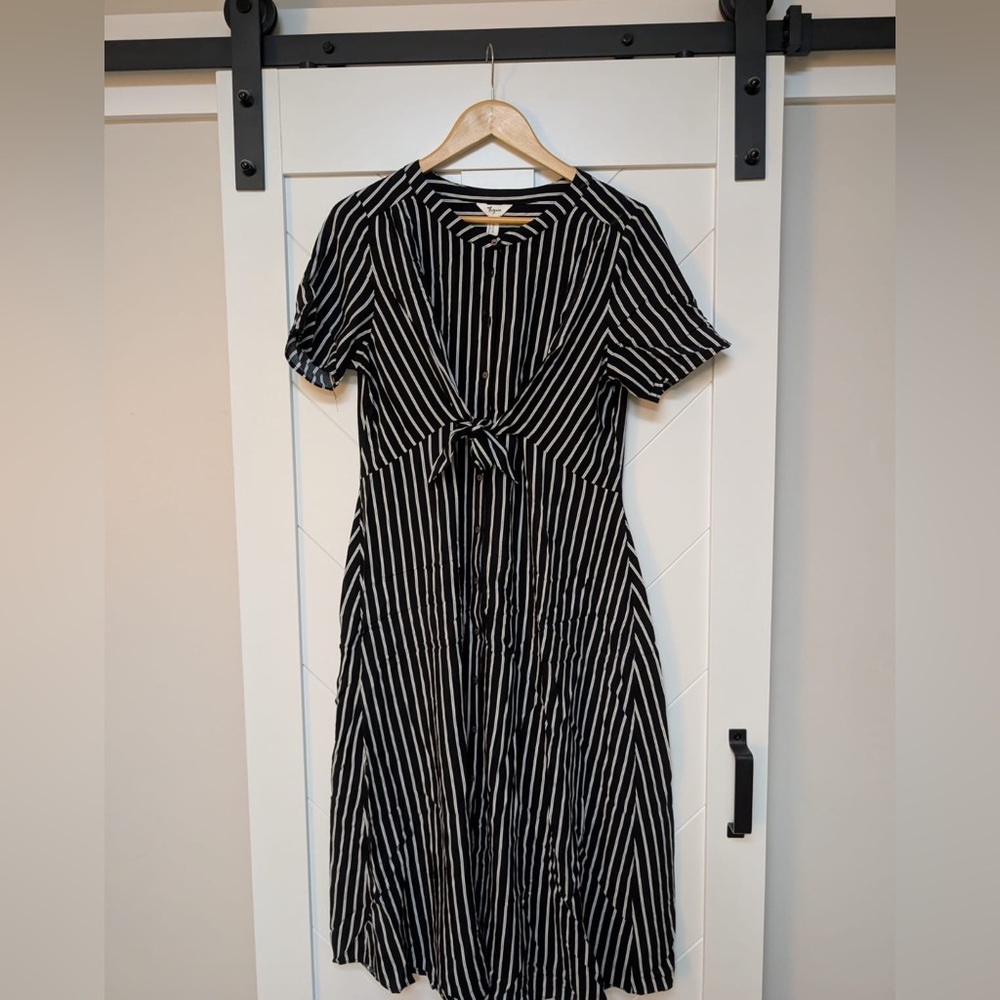 Thyme Maternity Black and White Midi Dress